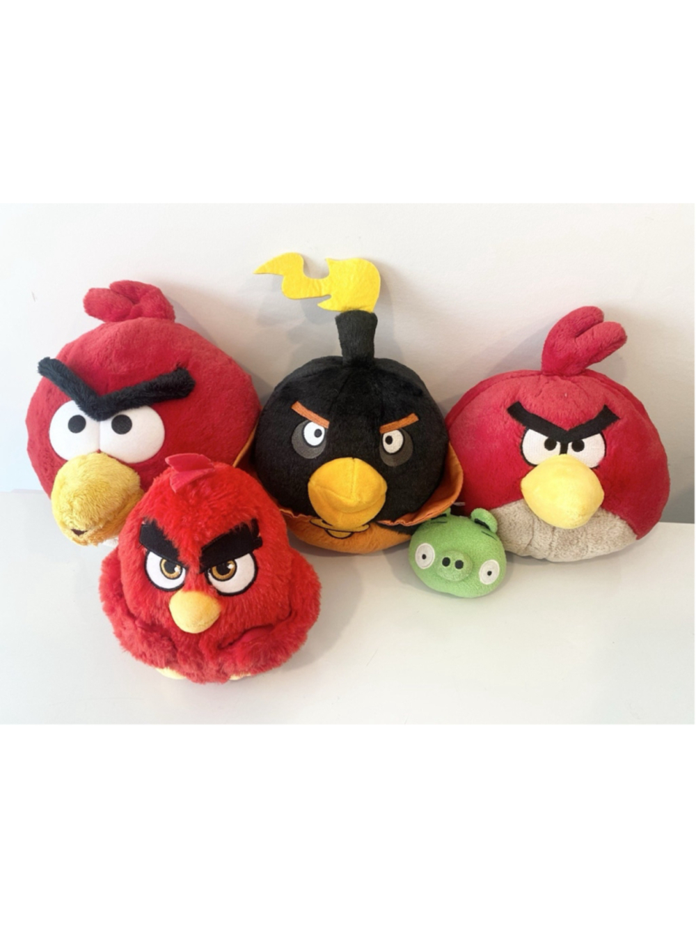 Angry Birds Plush Lot of 5 Red Bomb Pig Movie 2 Rovio Stuffed Animals Mixed